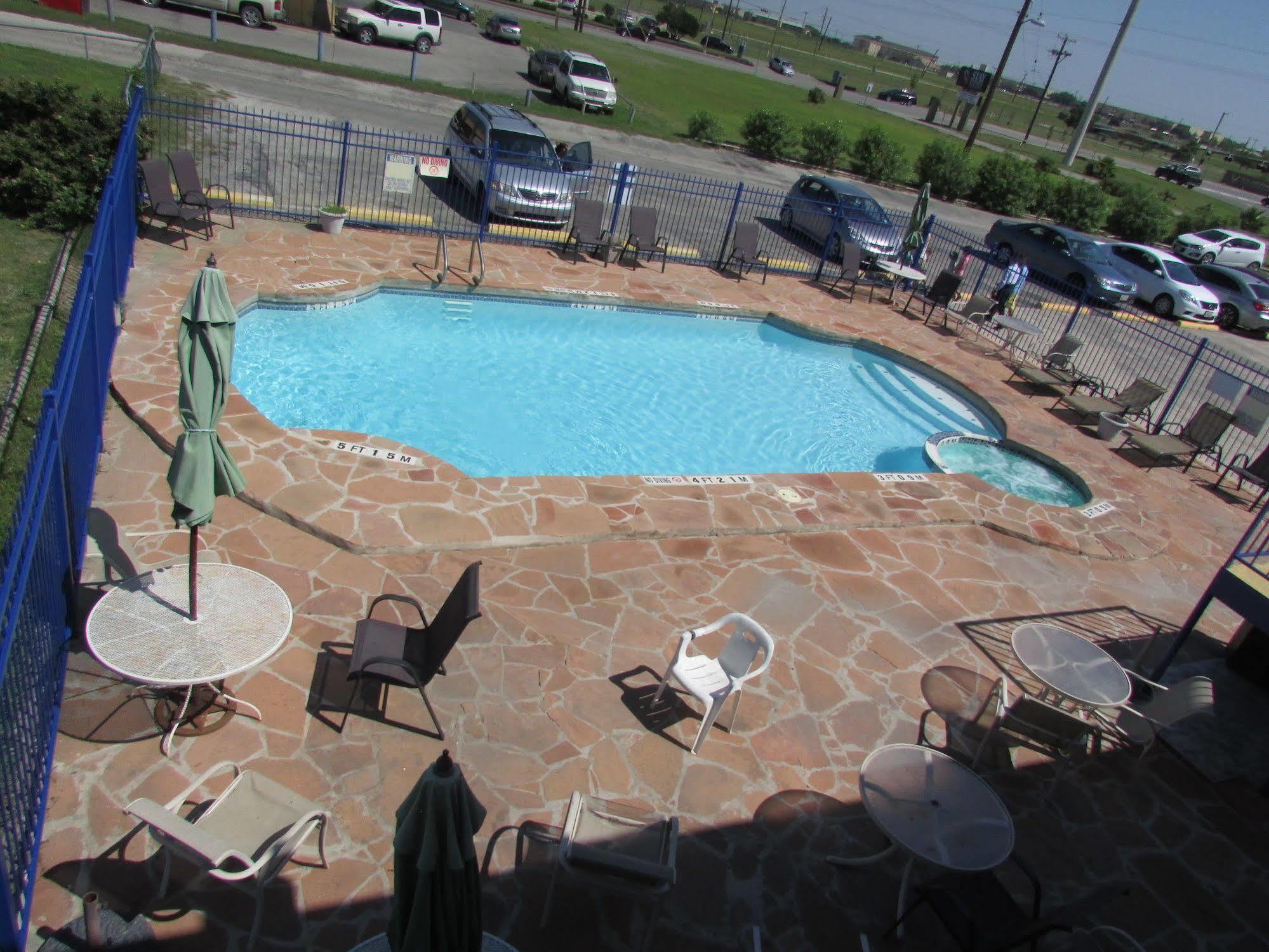 Oyo Hotel San Antonio Lackland Air Force Base West المظهر الخارجي الصورة